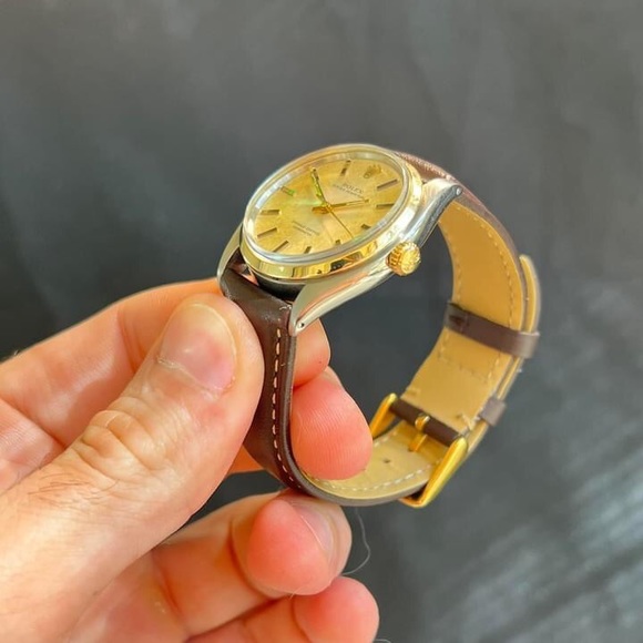 Rolex Oyster Perpetual 34mm Automatic Watch - Picture 3 of 5